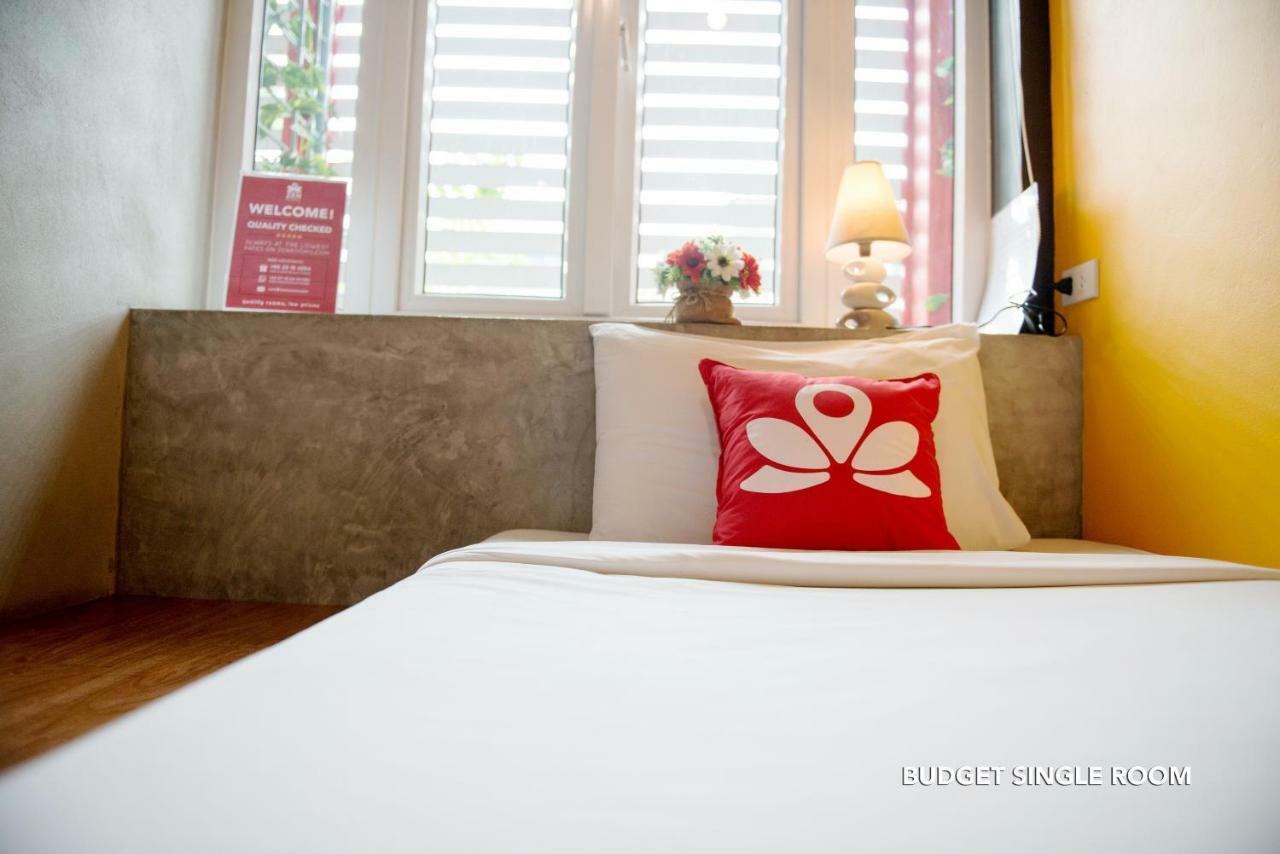 Zen Rooms Damrongrak Road Bangkok Eksteriør bilde