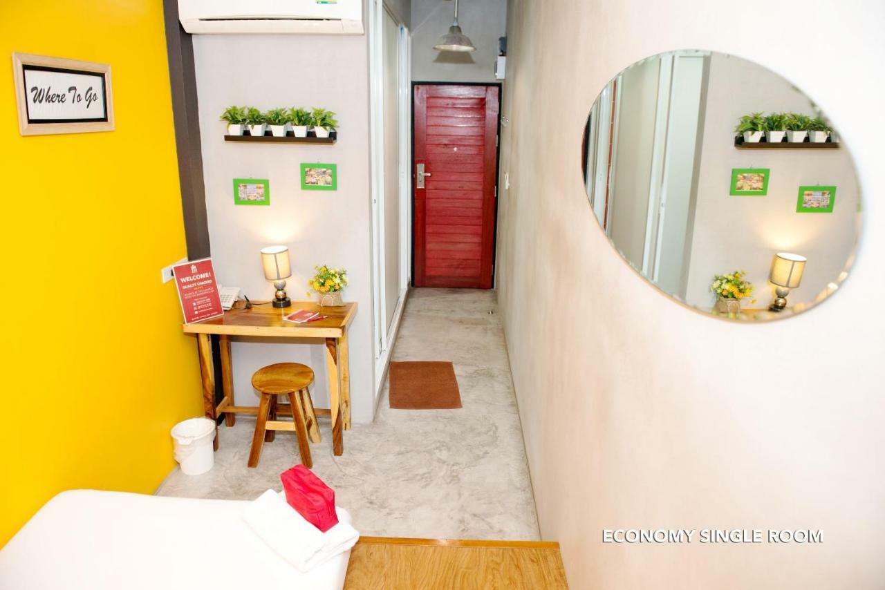 Zen Rooms Damrongrak Road Bangkok Eksteriør bilde